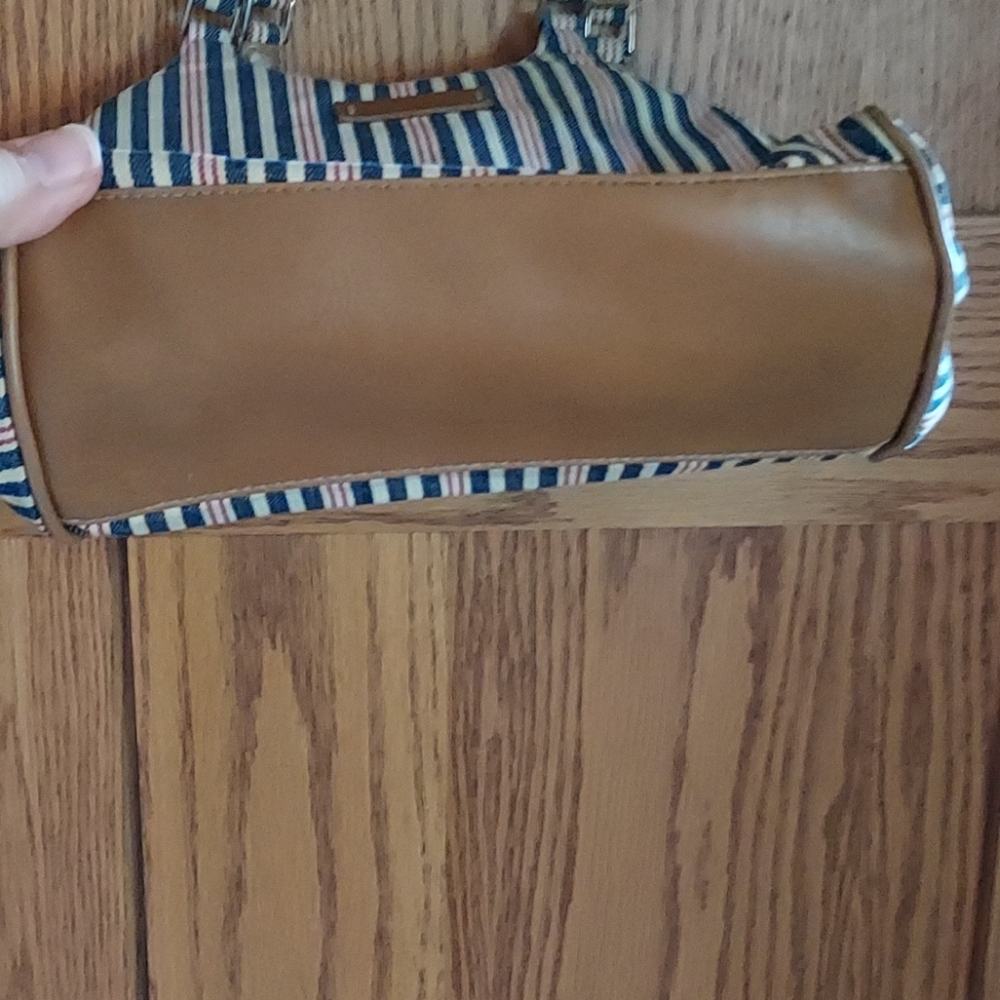 Purse - Picture 3 of 6